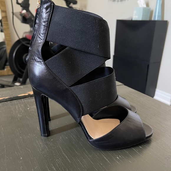 Diane Von Furstenberg Julias Strappy Heel EUC! - Picture 1 of 8